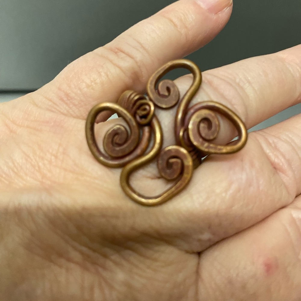 Four Women’s Rings - Picture 2 of 16